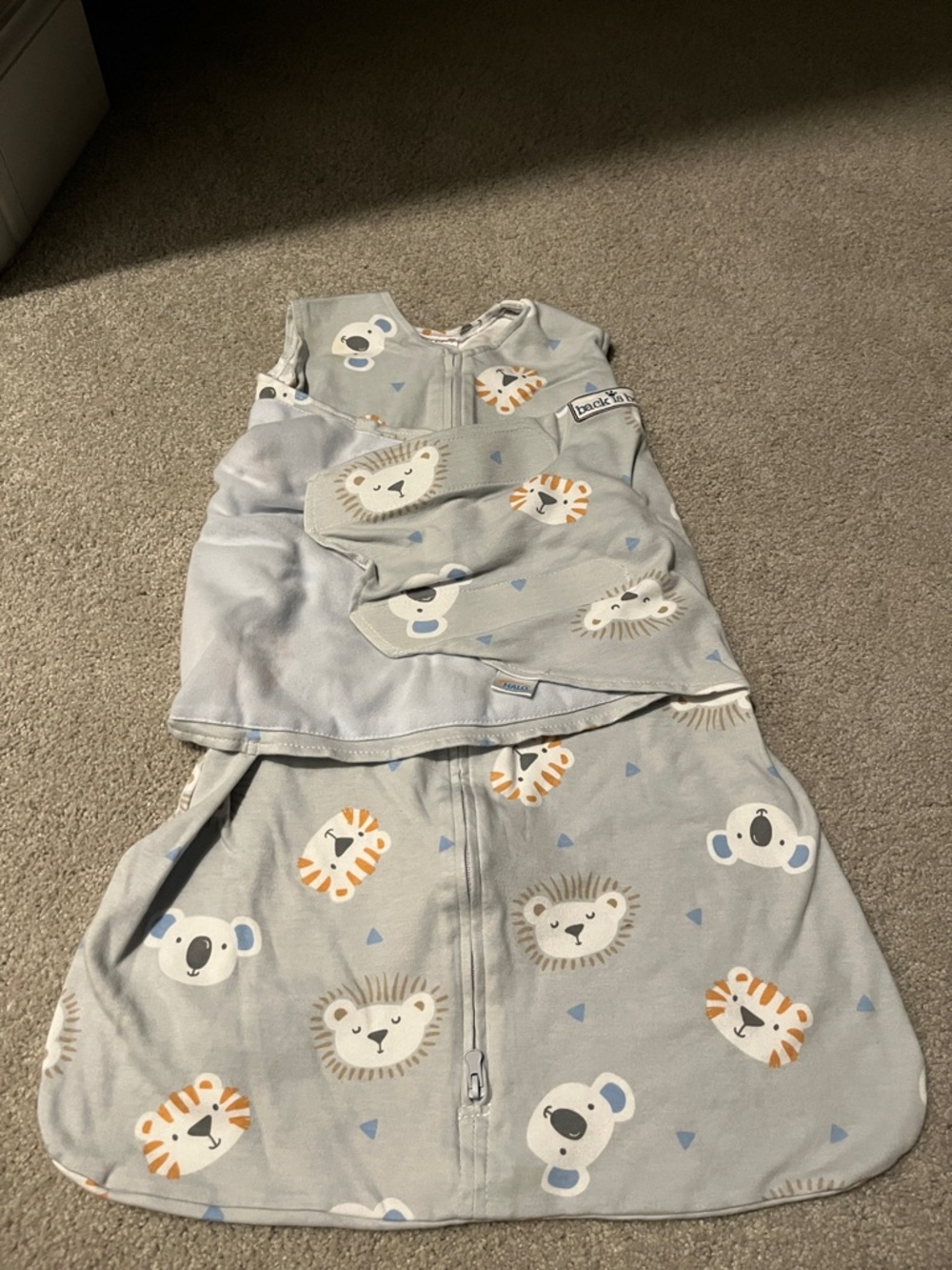 Halo Small S 3-6 Months Light Grey Animal Print Sleep Sack swaddle